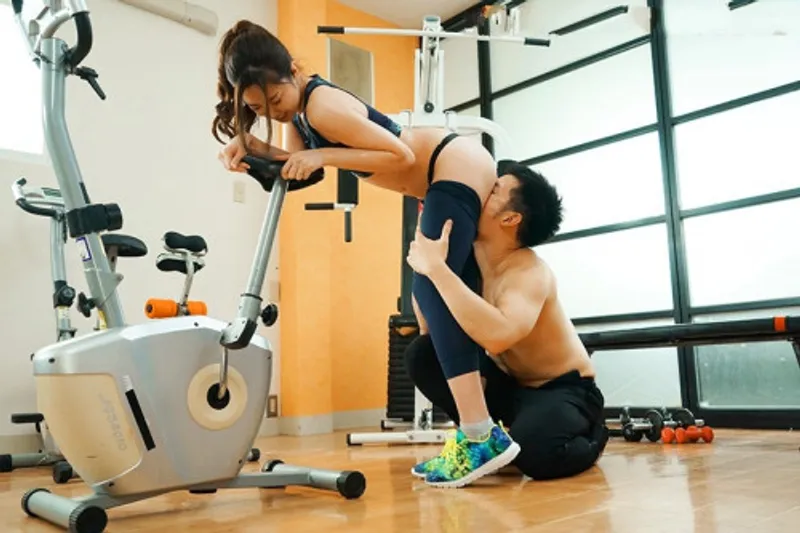Xin chồng yêu đi tập gym, người vợ "đi ngoài" với anh pt
